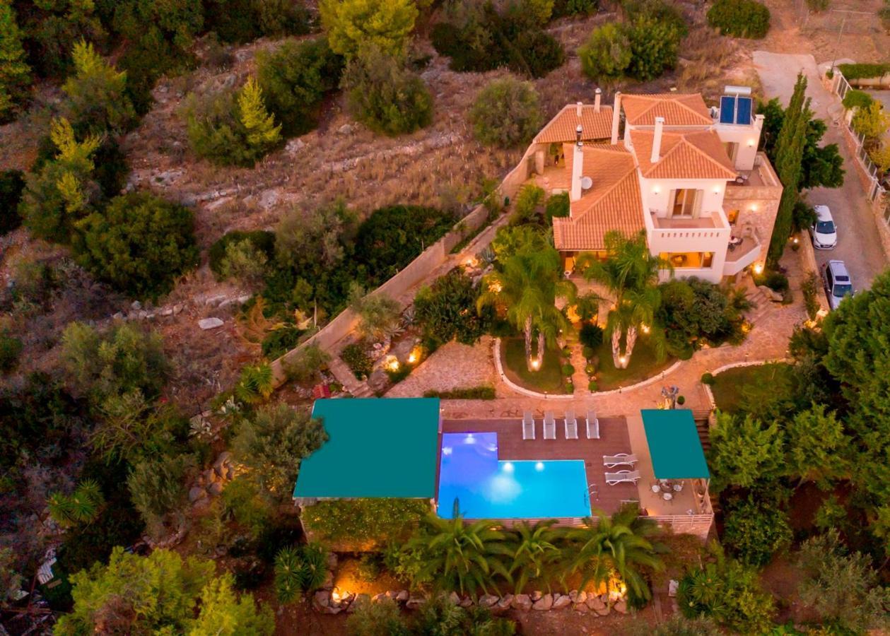 Villa Maira Luxurious With Private Swimming Pool Kórfosz Kültér fotó