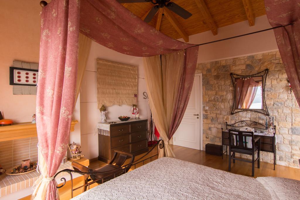 Villa Maira Luxurious With Private Swimming Pool Kórfosz Kültér fotó