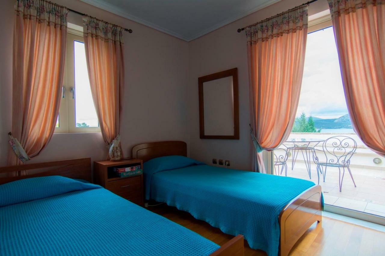 Villa Maira Luxurious With Private Swimming Pool Kórfosz Kültér fotó