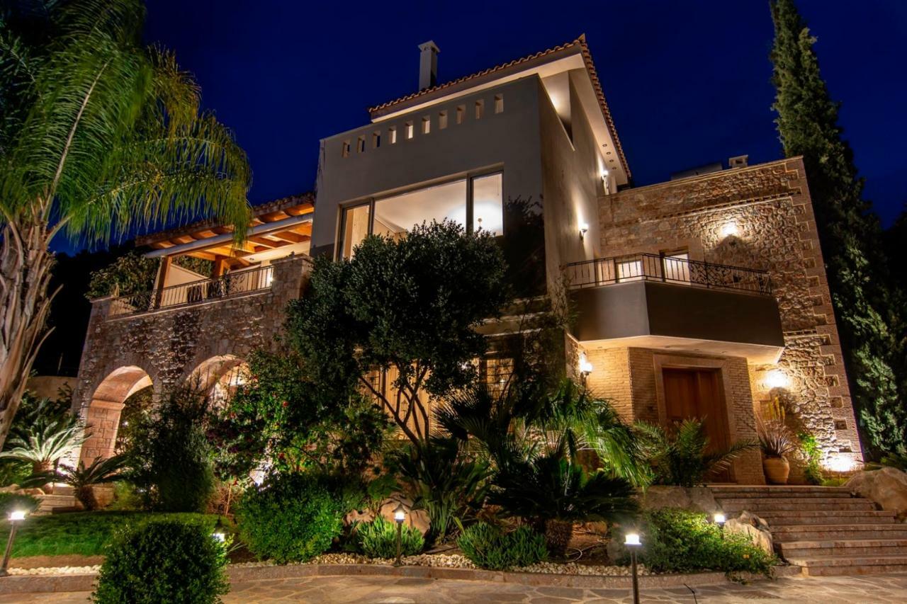Villa Maira Luxurious With Private Swimming Pool Kórfosz Kültér fotó